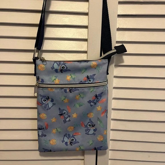 Loungefly Disney Stitch pineapple/starfruit crossbody purse - Picture 2 of 2